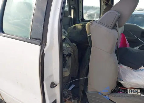 2005 Ford F-150 Stx/Xl/Xlt z USA, uszkodzony, nr VIN 1FTRX12W85NB30872